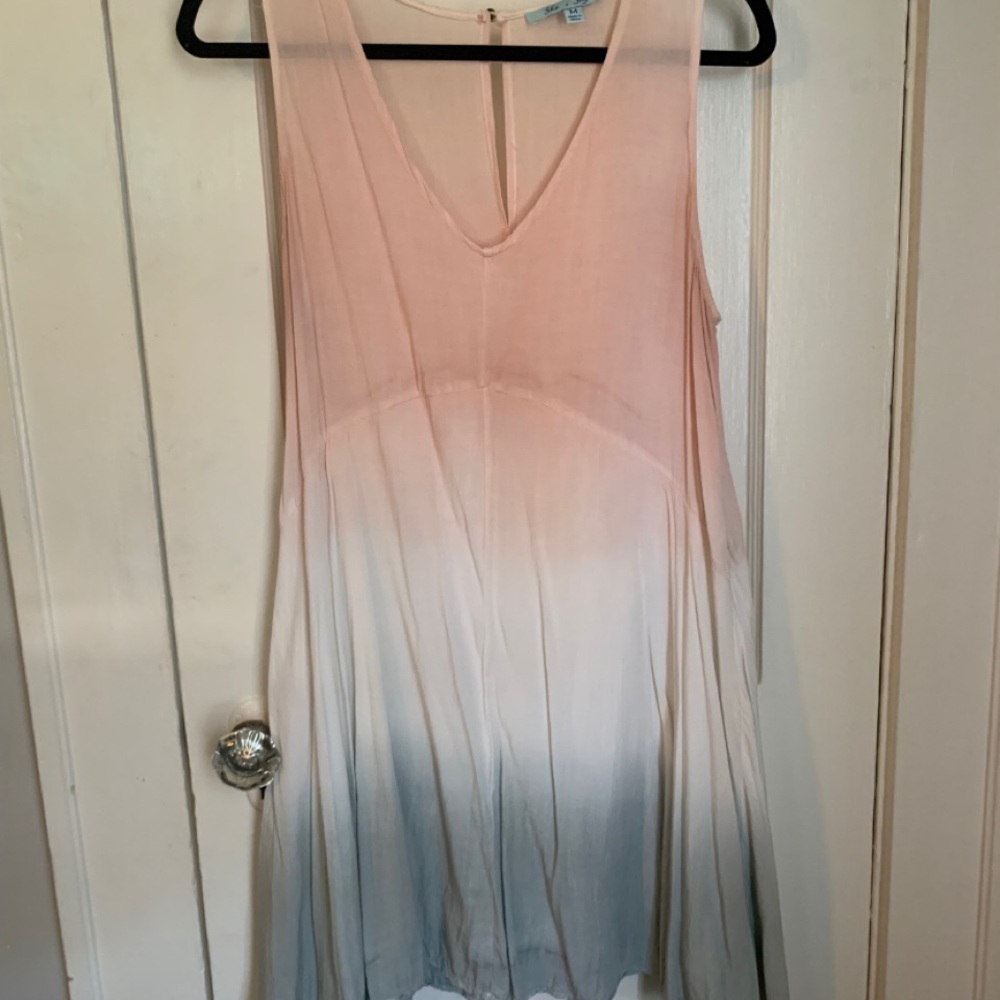 She & Sky Ombré Dress. EUC. Medium.